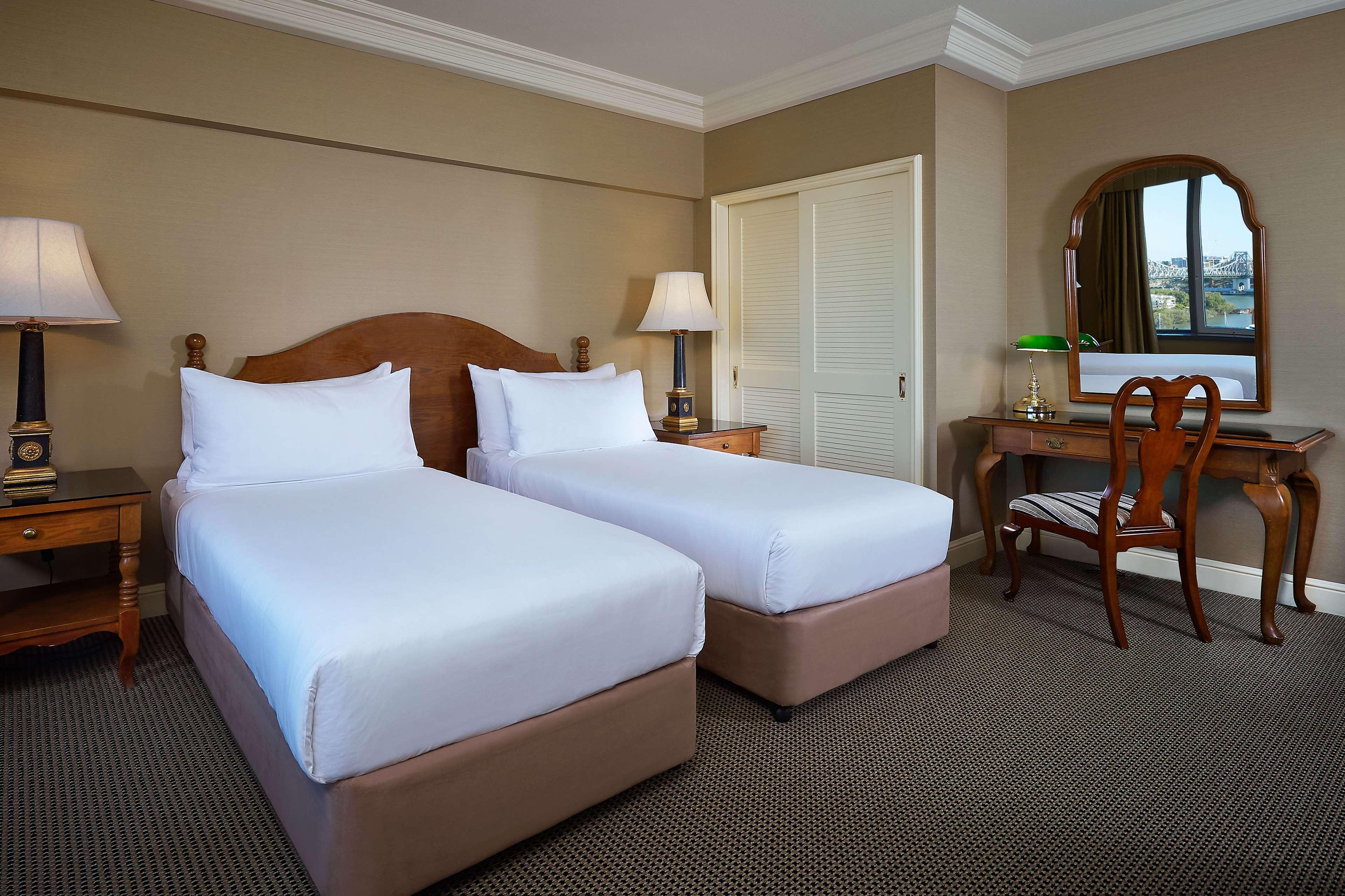 Stamford Plaza Brisbane Hotel Luaran gambar A room at the hotel