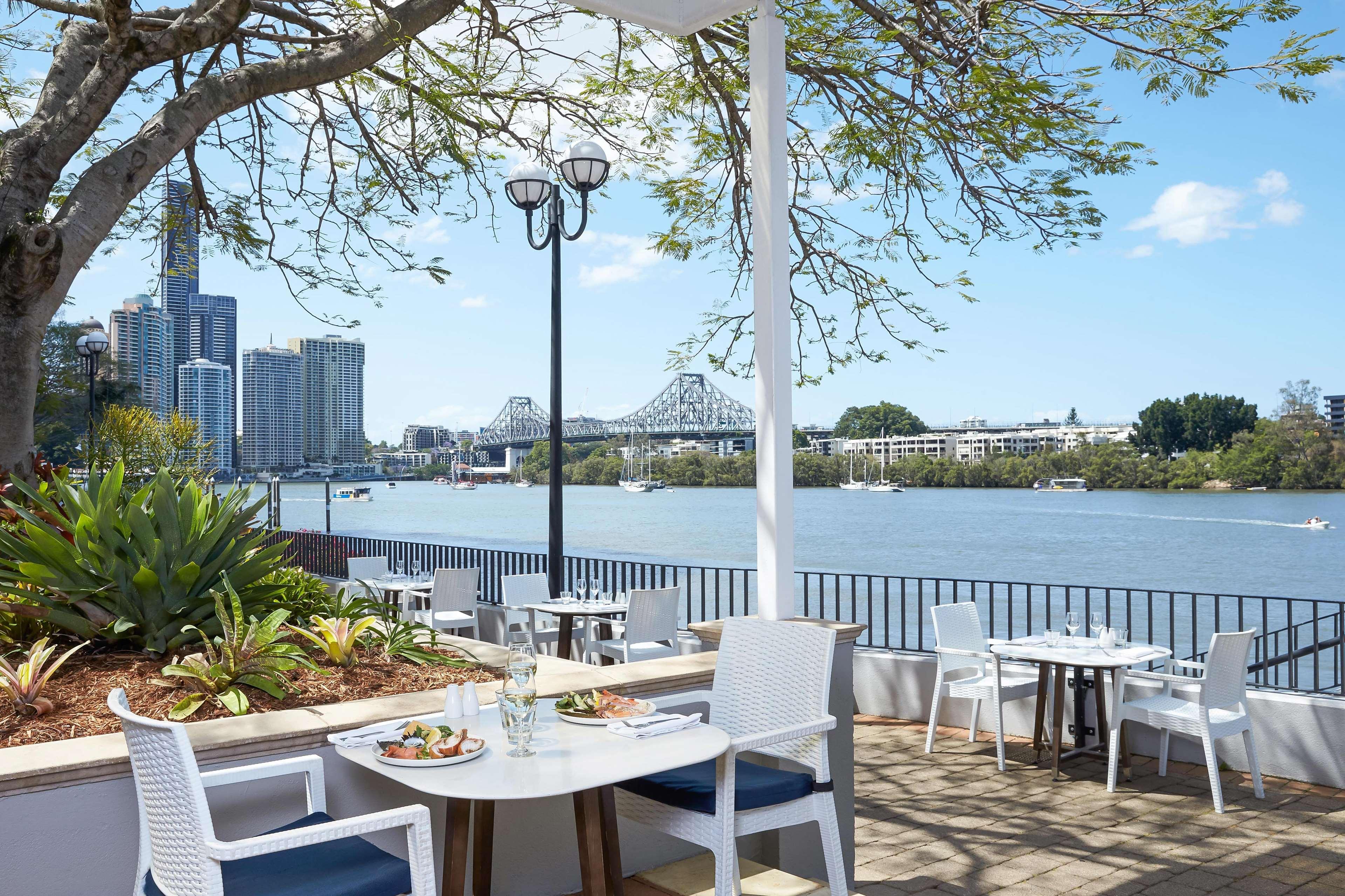 Stamford Plaza Brisbane Hotel Luaran gambar The Terrace at the River Café